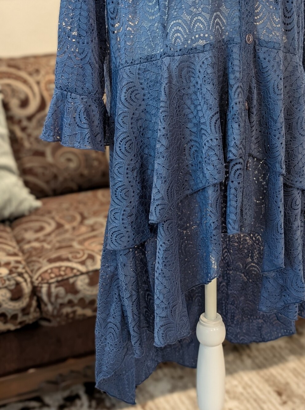 Blue Lace Ruffled High-Low Blouse - Picture 2 of 4